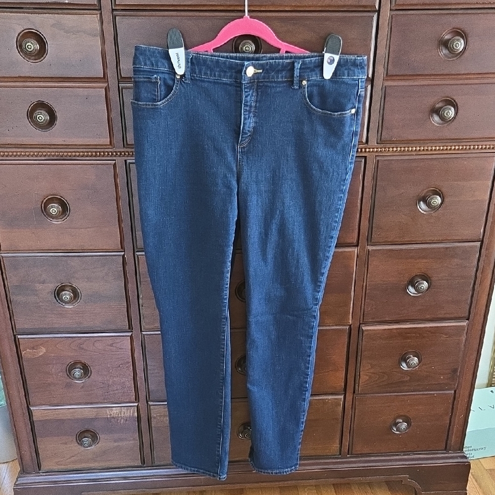 Chico's So Slimming Jean Size 3R. Blue. Excellent condition!